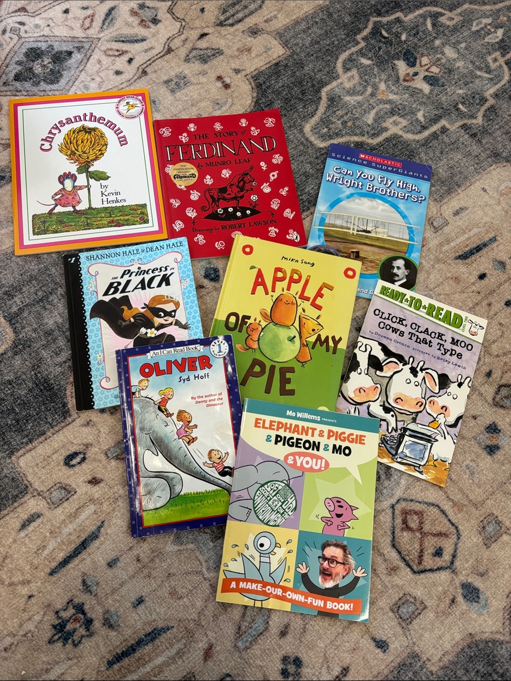 Elephant, Piggie & Pigeon & Mo! Plus lots of fun read aloud books!